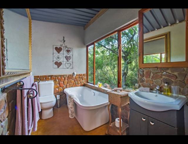 M² LODGE FOR SALE IN NGODWANA